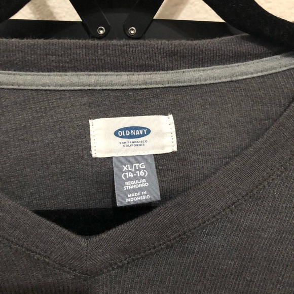 Old Navy Grey Long Sleeve T-Shirt |18| - Picture 3 of 3